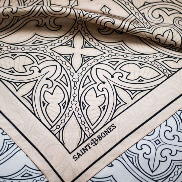 Tracery Motif Beige Scarf