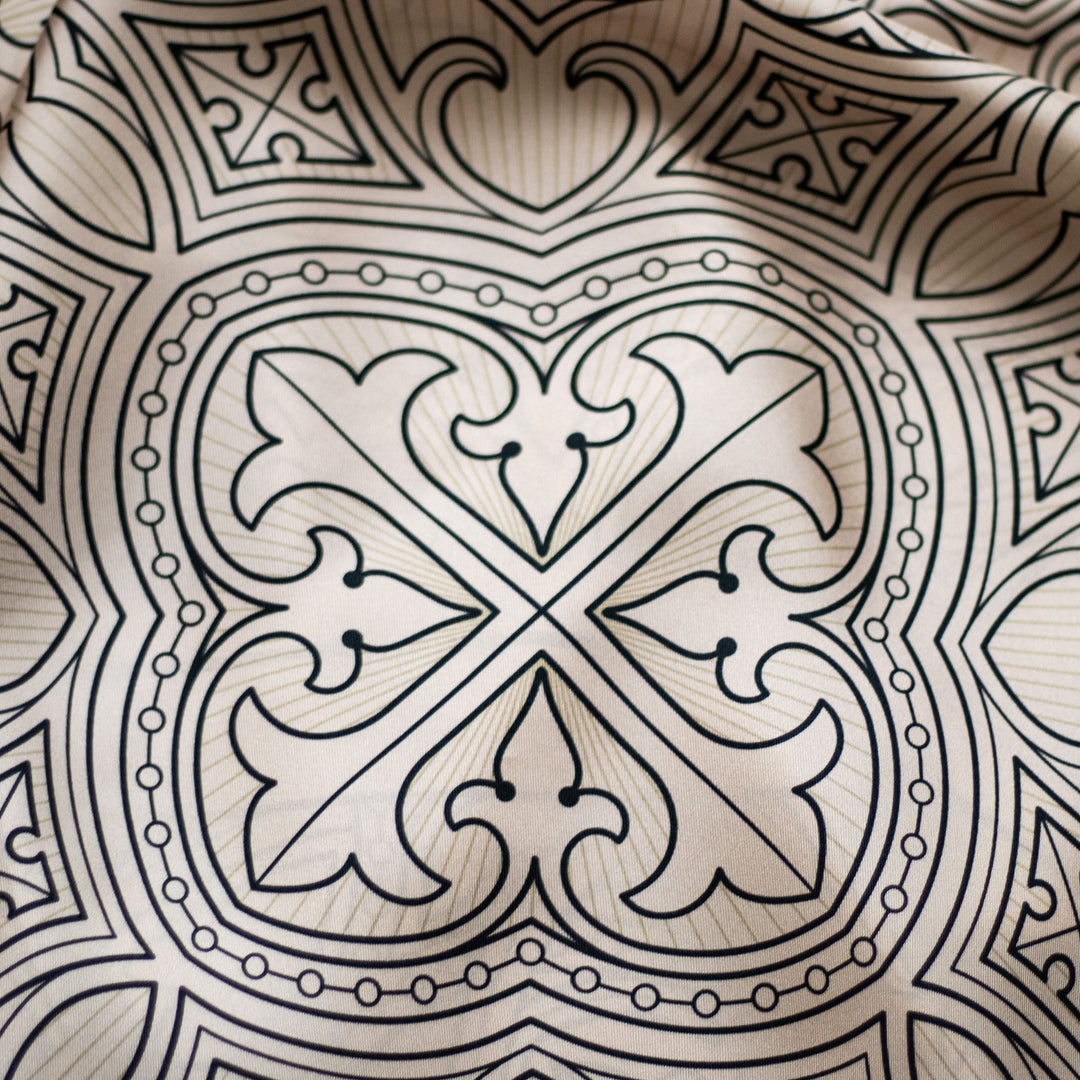 Tracery Motif Beige Scarf