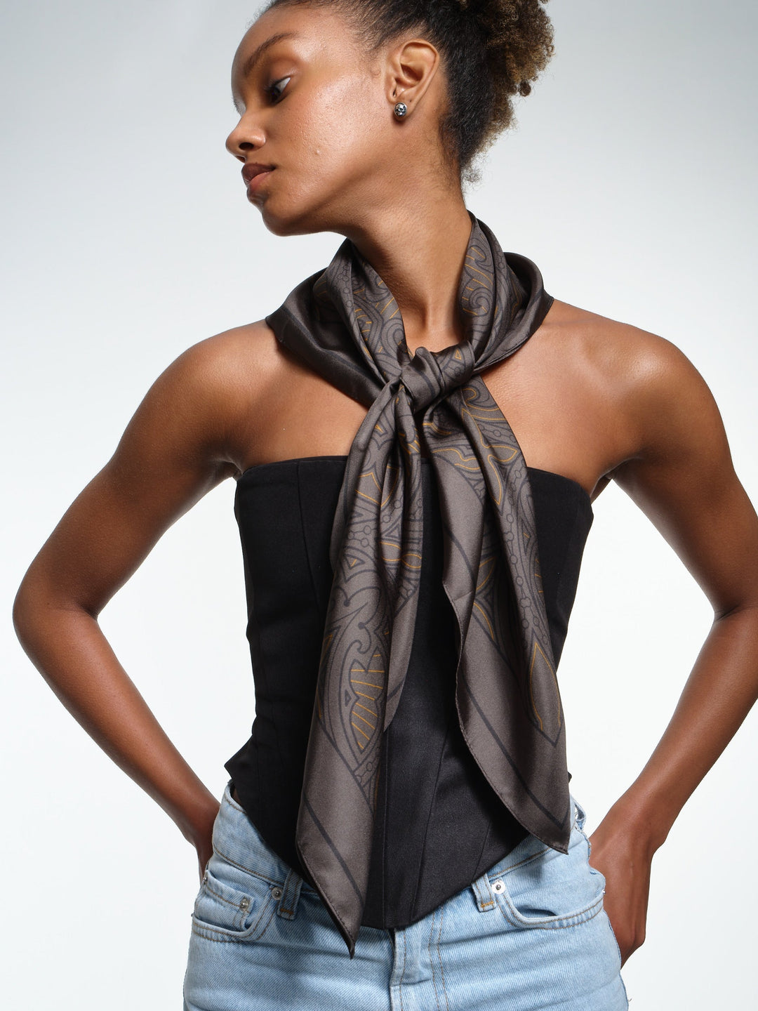 Tracery Motif Cedar Brown Scarf