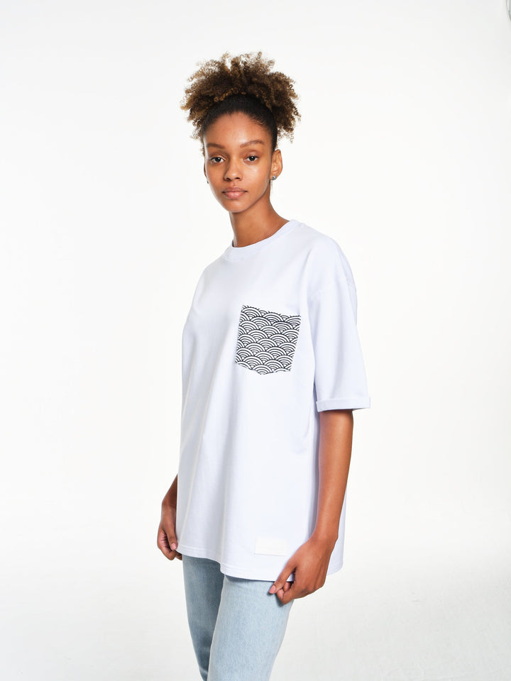 Kanagawa White & Black T-shirt