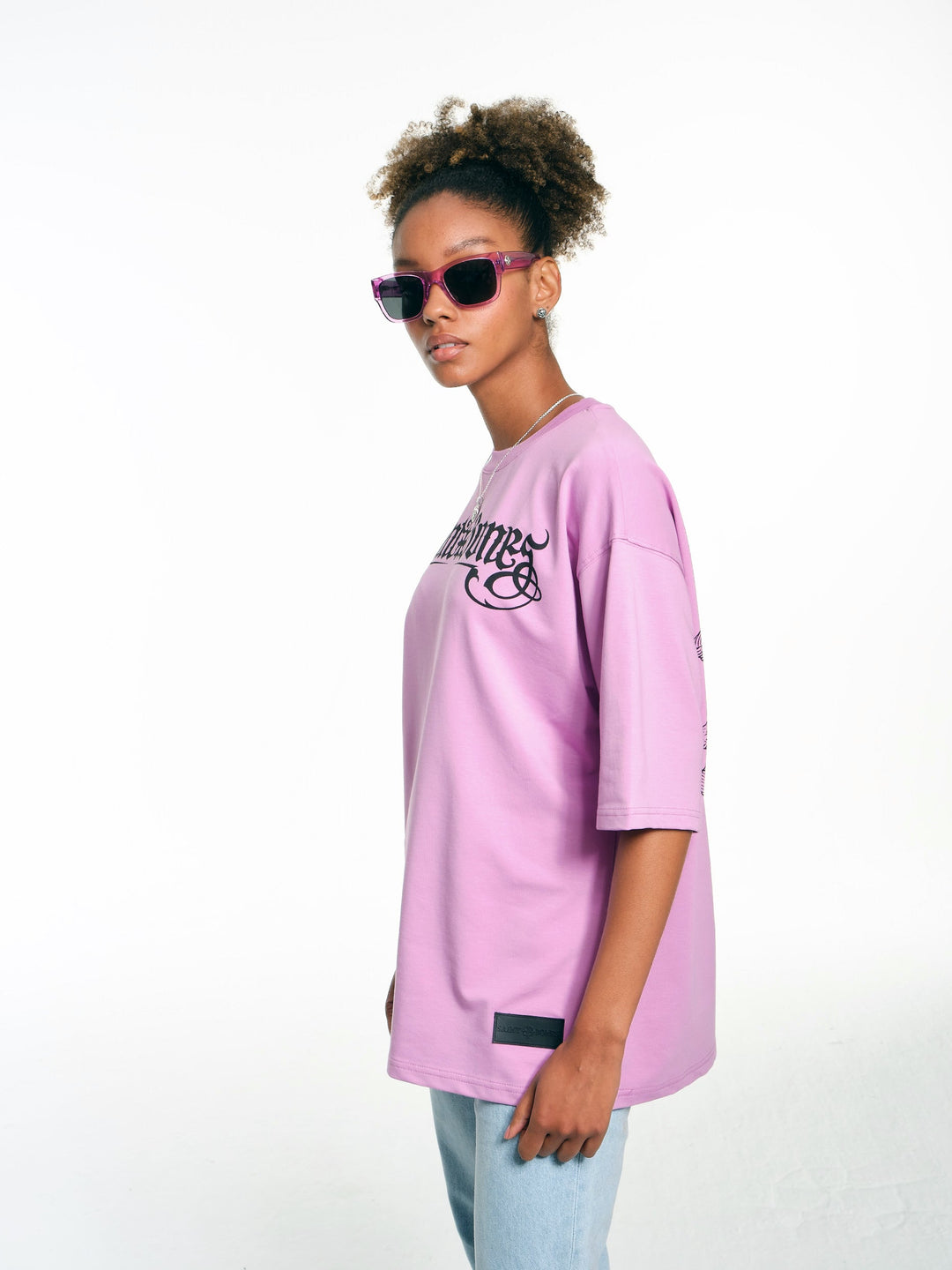 Signature Lavender Roger T-shirt